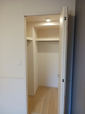 【収納】 | ジヴェルニー | たっぷりとした収納スペースです