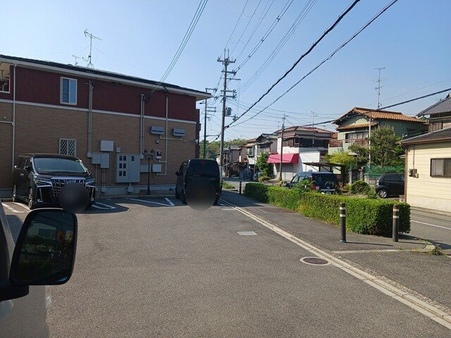 ルミエールの駐車場