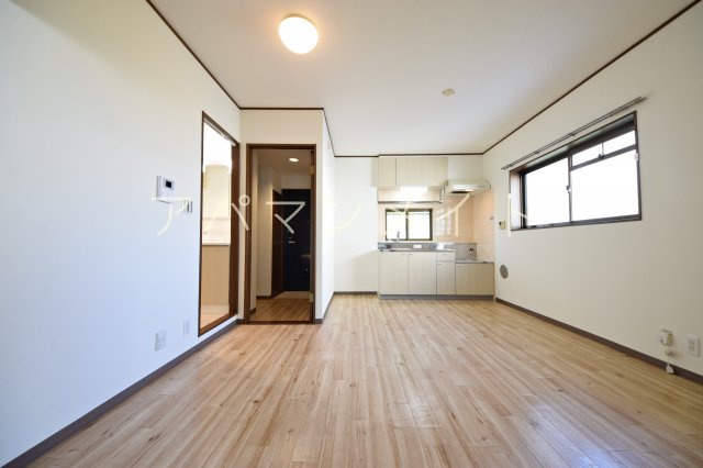 【居間・リビング】 | リバーシティ中山C棟 | 使いやすいお部屋です