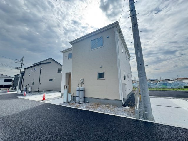 【外観】 | 木間ヶ瀬Ⅵ　全10棟 | 住宅ローン控除や税制優遇の対象となる場合もあり、家計にも嬉しい住まいでゆとりある敷地が快適な暮らしを支え、将来を見据えて長く住み続けられる住まいです。