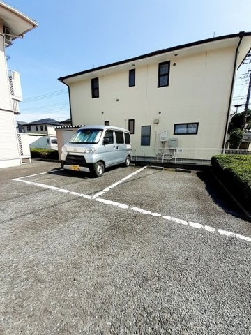アルシオネ原町の駐車場