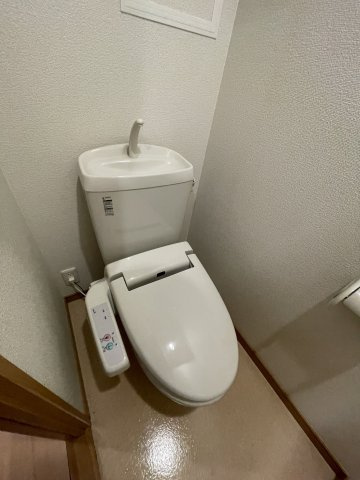 ランデュール逆瀬川　のトイレ|トイレもきれいです