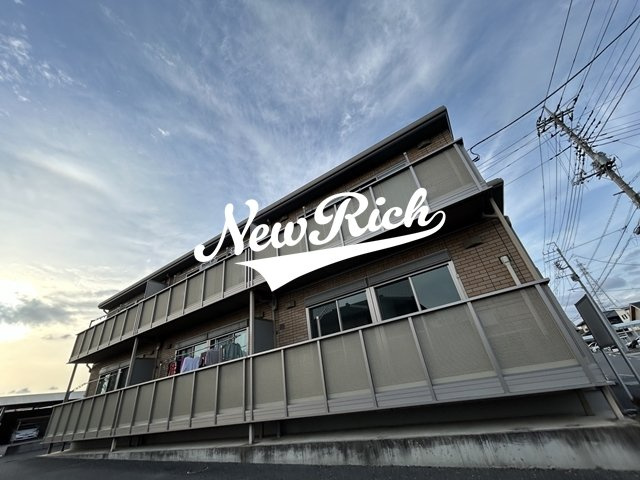 高崎市元島名町のアパート