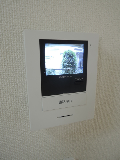 モンシャトー東伏見のセキュリティ|★来客者が一目で分かるカラーモニターホン★