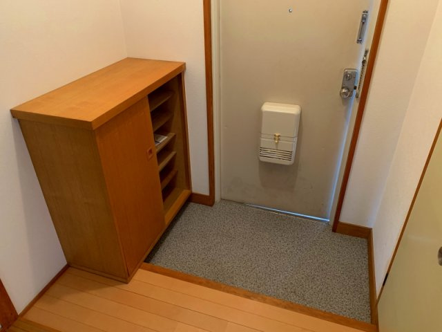 箕輪マンションの玄関