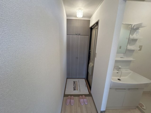 サンライズハイツ　A棟の玄関