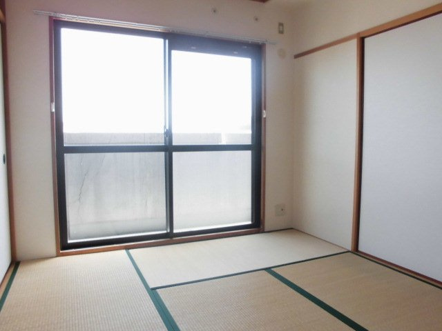 三隆２コーポラスの内装