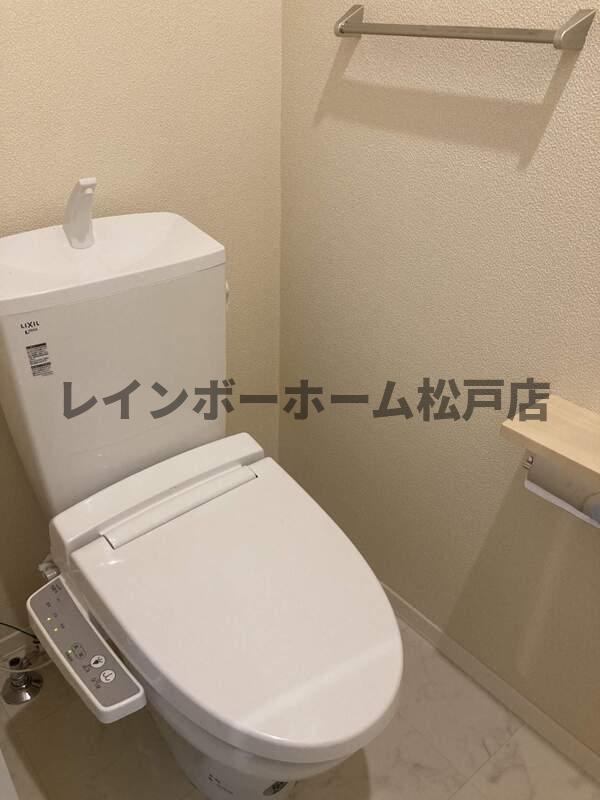 仲介手数料（賃料の1.10ヵ月）の50％OFF対象物件！のトイレ