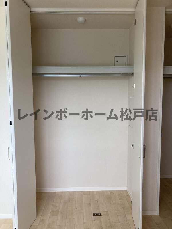 仲介手数料（賃料の1.10ヵ月）の50％OFF対象物件！の収納