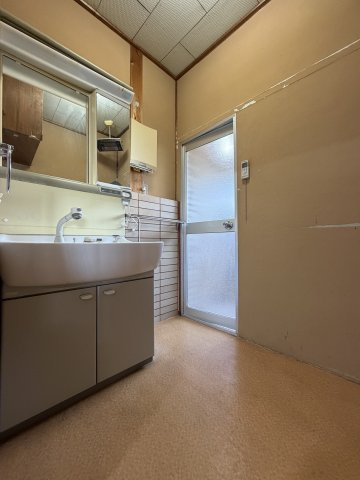 御所市増　中古戸建の洗面所|洗面室