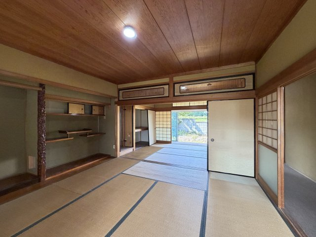 御所市増　中古戸建の和室|離れの１階♪