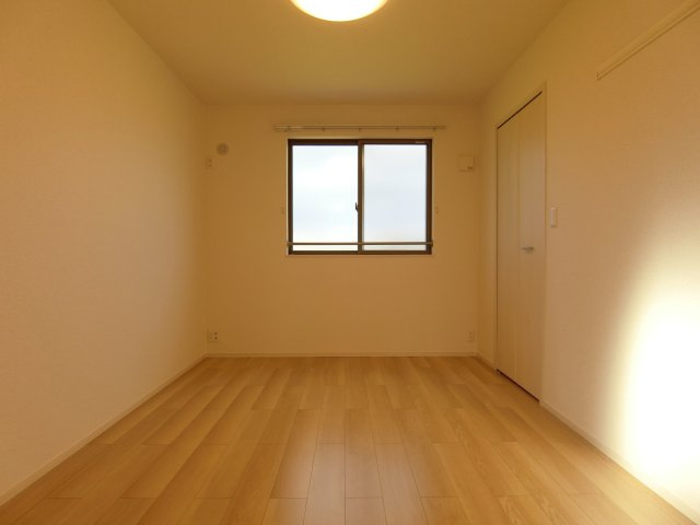 アズールの洋室