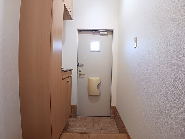 プリムローズＢの玄関