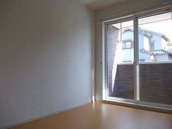 【バルコニー】 | グランペール古賀Ⅲ　Ｂ | 落ち着いた時間を過ごせるバルコニーです