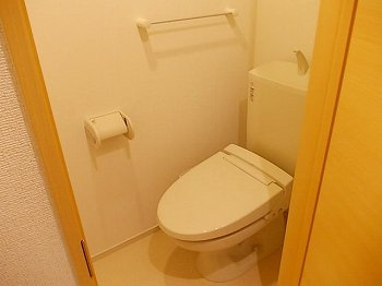 【トイレ】 | グランペール古賀Ⅲ　Ｂ | 清潔感のあるトイレです
