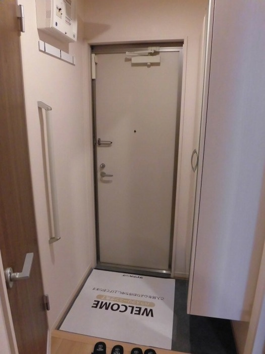 D-room飛田の玄関