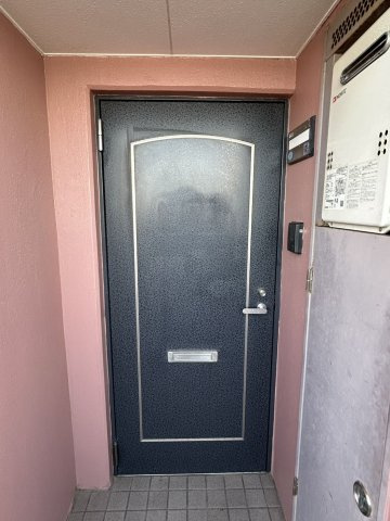 ルネス国分の玄関