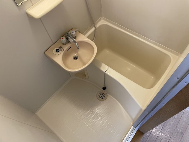 ベル蛍池の浴室
