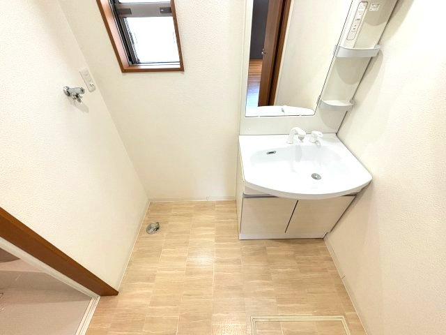 河内長野市原町３丁目の一戸建ての洗面所