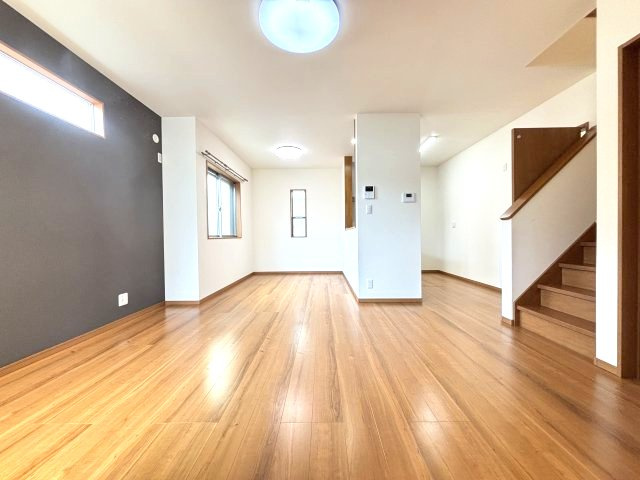 河内長野市原町３丁目の一戸建ての居間・リビング