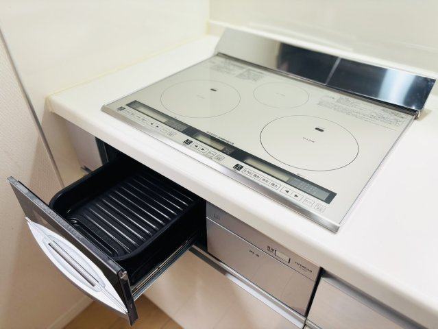 藤沢市円行１丁目　中古戸建のキッチン