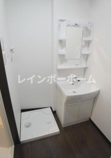 ブルックリンズ葛西の洗面所|脱衣スペースもあります