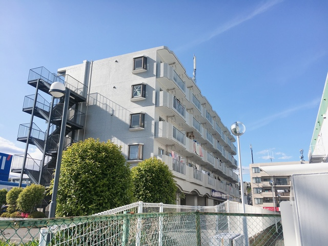 グリーンウッド金沢文庫の外観