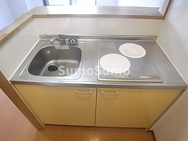 アドモリモト元町通のキッチン