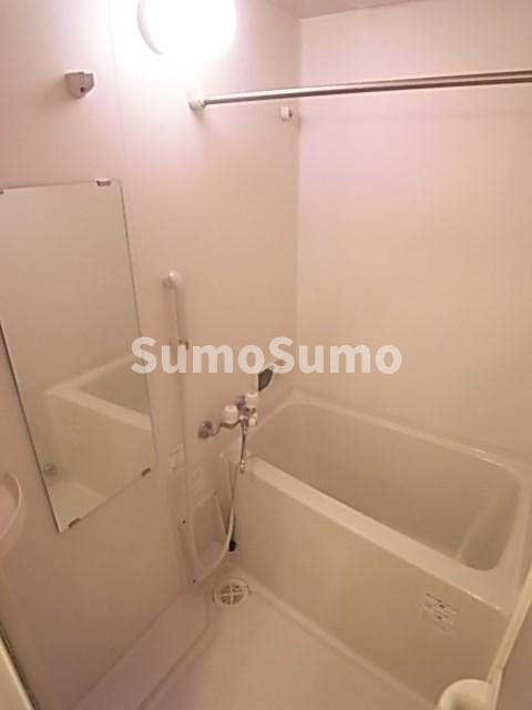 アドモリモト元町通の浴室