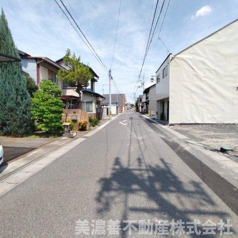 ６６６１４　大垣市墨俣町墨俣土地の前面道路含む現地写真