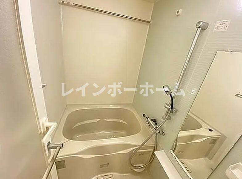 ALTERNA西大島の浴室