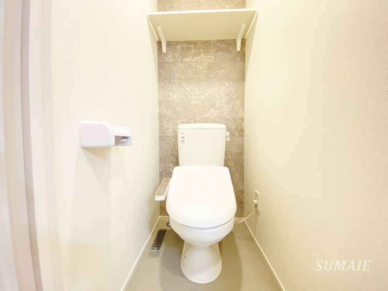 礎レジデンス小岩のトイレ|温水洗浄便座付トイレです
