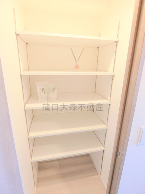 スタイリオ蒲田WESTの収納|廊下収納