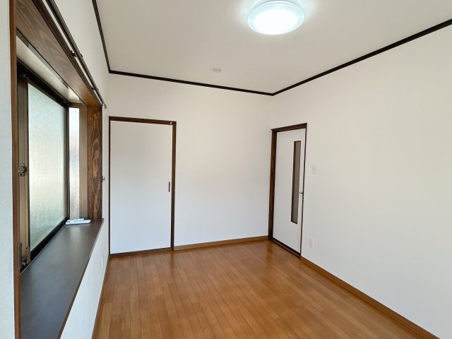 都城市高城町大井手の中古一戸建の洋室