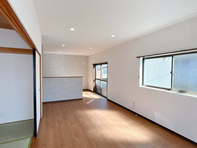都城市高城町大井手の中古一戸建の居間・リビング