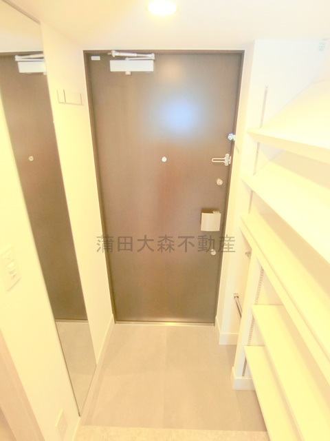 スタイリオ蒲田WESTの玄関