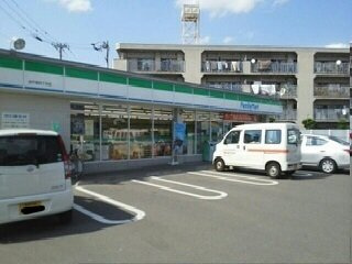 【周辺】 | ラルジュ余戸　Ｂ | ファミリーマート余戸南4店様まで650m