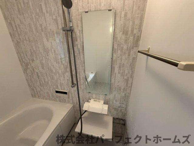 松丘町戸建の浴室|お風呂で日々の疲れを落としましょう