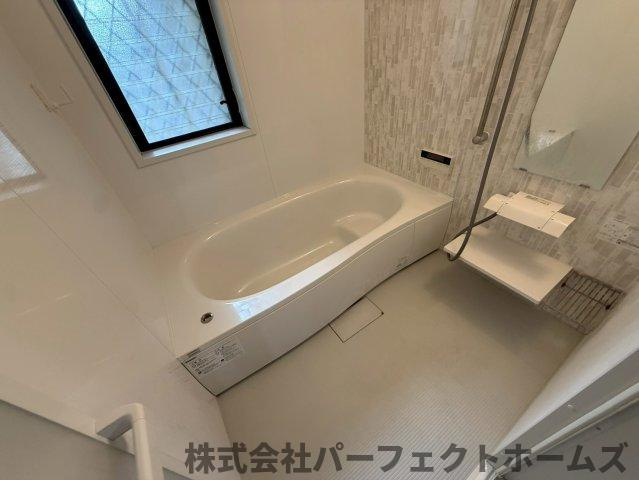 松丘町戸建の浴室|お風呂で日々の疲れを落としましょう