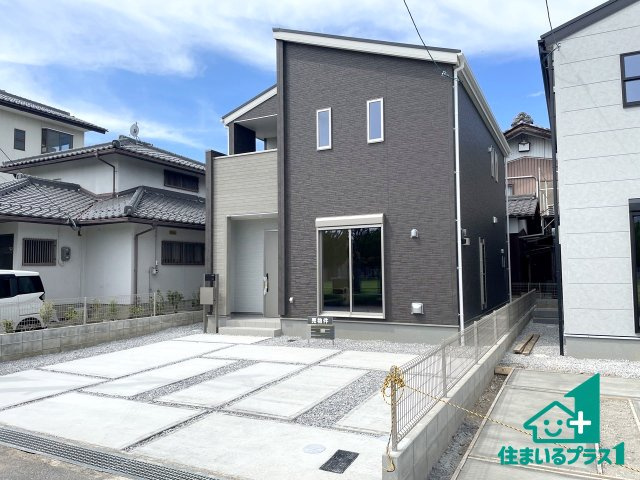 ★3(土)4(日)現地見学可能！★彦根市西今町　全3邸の外観|お客様に長く安心して住んでいだだける事にこだわった家づくり！住んでからのアフターサービスにもしっかりと取り組んでいます！