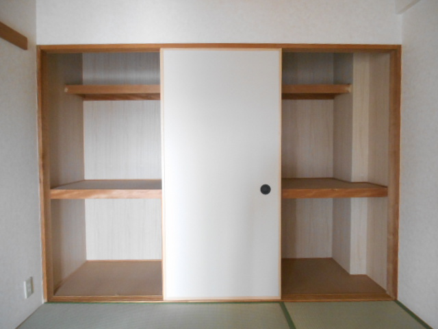 プリムベール向丘の収納