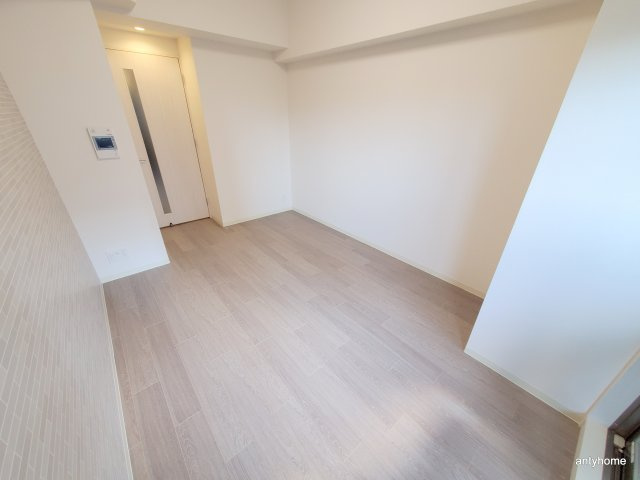 プレサンス大国町ラヴェニール　仲介手数料無料の寝室