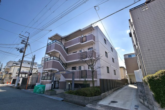 ディアエスタ・ミオ甲子園一番町の外観|周辺にスーパー・コンビニがあり、生活施設が身近にそろった利便性の高い住環境です。