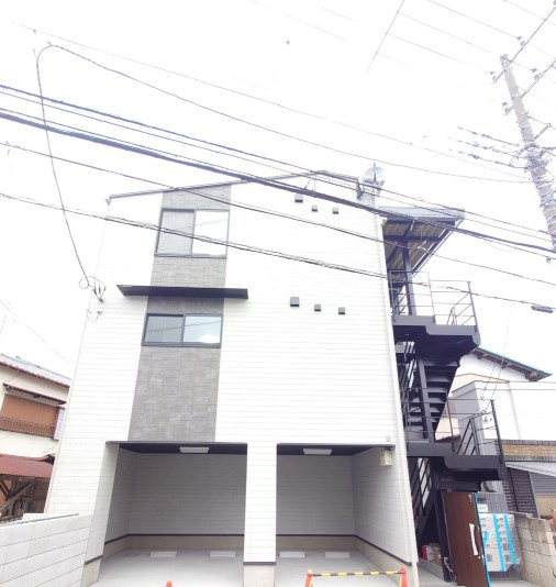 市川市田尻４丁目のアパートの外観