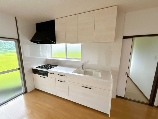曽於市末吉町二之方の中古一戸建のキッチン