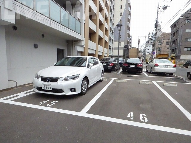 【駐車場】ルキシア薬院 