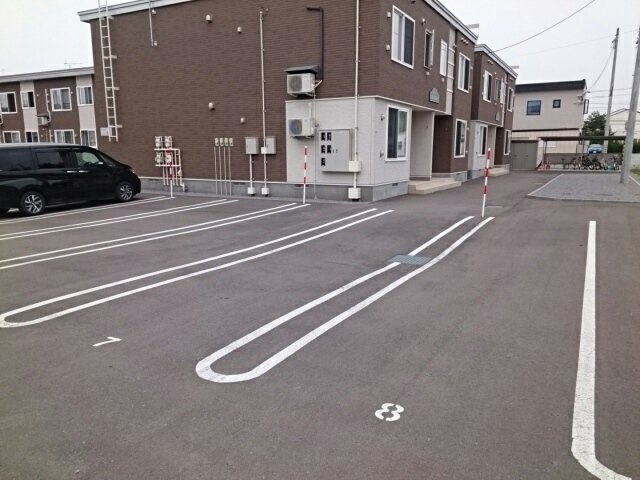 ヴィラ・チトセⅠの駐車場|駐車場があります