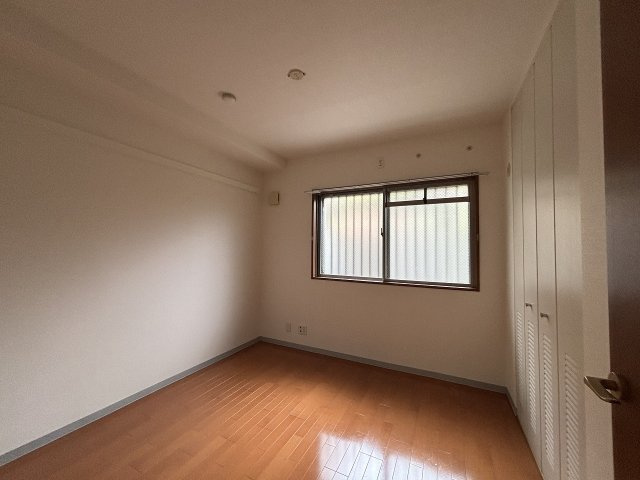 シャルヌーブの子供部屋