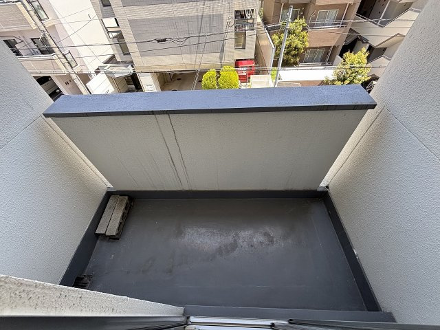 フェザー豊中マンションのバルコニー