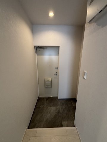 フェザー豊中マンションの玄関